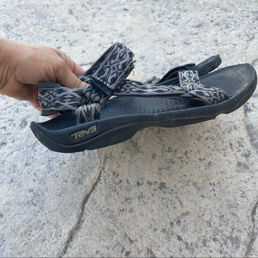 Teva Hurricane 6502 Mens Hiking Sport Water Sandals Shoes Size 9 Black Gray
